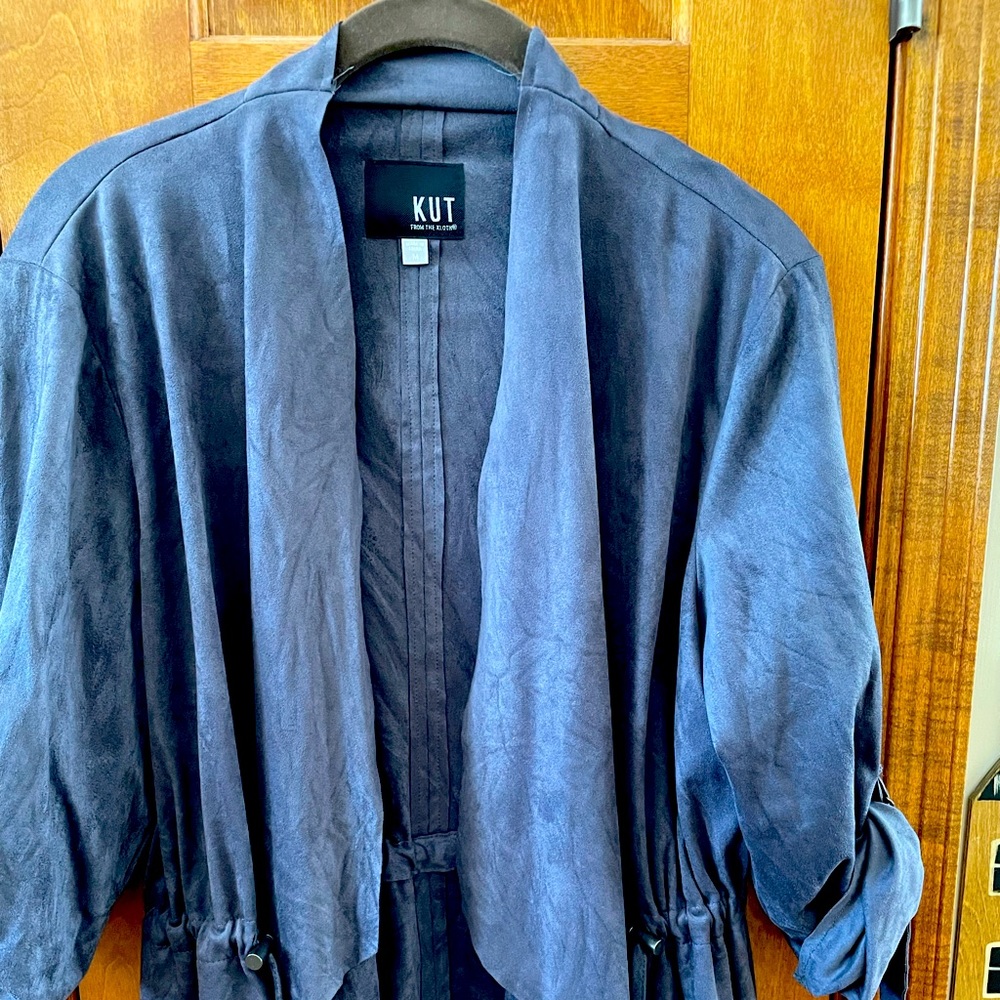 Kut from the Kloth Women’s lightly sueded casual blazer